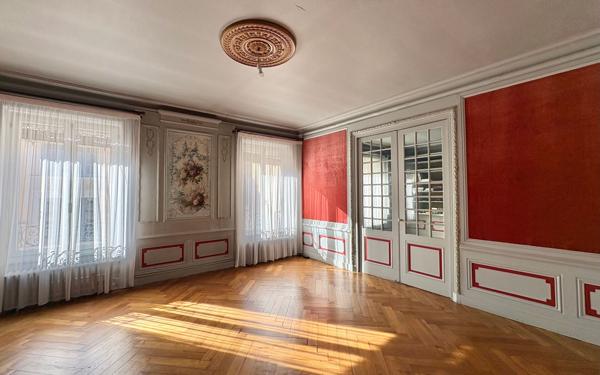 Appartement à vendre    4 pièces • 92,24 m2 Lyon 2