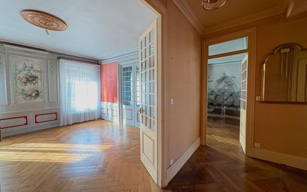 Appartement à vendre    4 pièces • 92,24 m2 Lyon 2