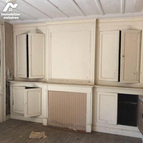 A vendre, à Drugeac (CANTAL), à 15 minutes de Mauriac, dans un petit hameau très calme et verdo...