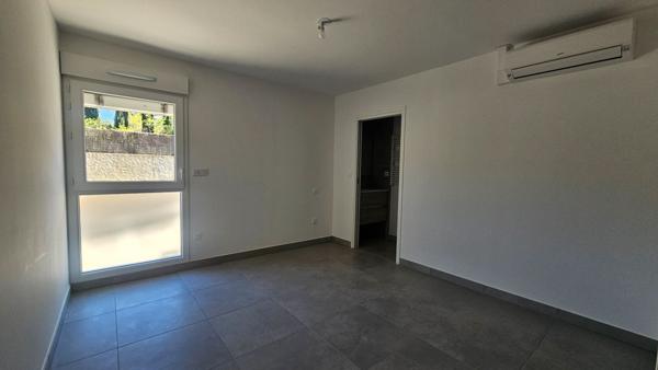 Appartement Nimes 4 pièces 98.10m2