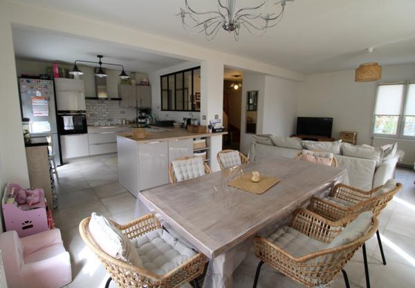 Villa 5 pièces 100 m²  CESSY