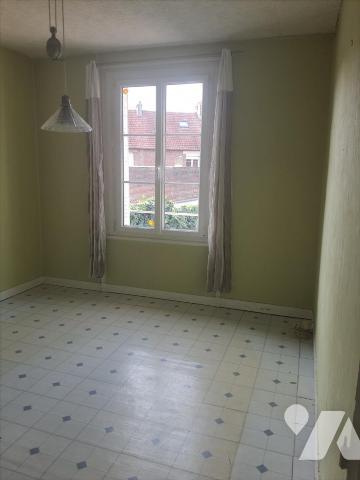 IMMEUBLE USAGE MIXTE DE COMMERCE ET HABITATION