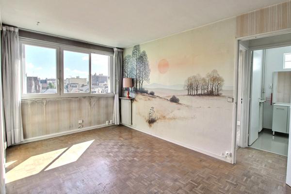 Appartement 2 pièces 38m² sans vis à vis à Paris - Référence V959