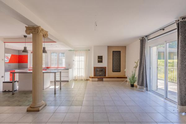 PROPRIETE EQUESTRE AVEC APPARTEMENT