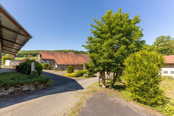 PROPRIETE EQUESTRE AVEC APPARTEMENT