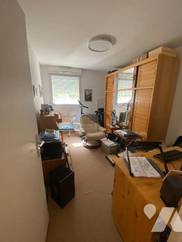 MAINVILLIERS, Proche de toutes les commodités, Résidence de 2008.
Joli appartement T3 au rez-d...