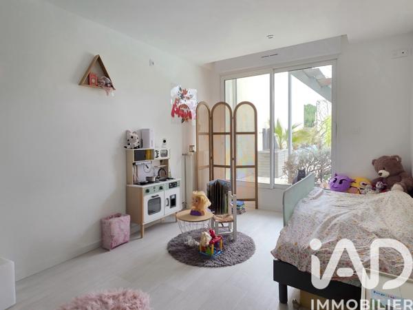 Maison à vendre 8 pièces 154 m² Ruelle-sur-Touvre