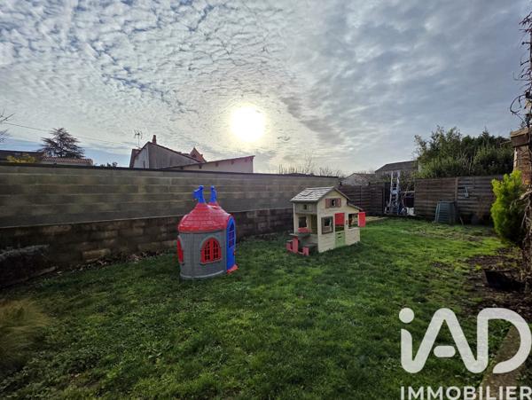 Maison à vendre 8 pièces 154 m² Ruelle-sur-Touvre