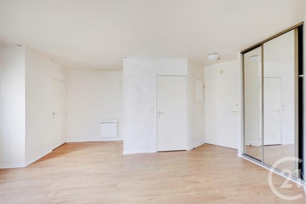 Appartement F1 à vendre  1 pièce - 26,45 m2 PARIS - 75015