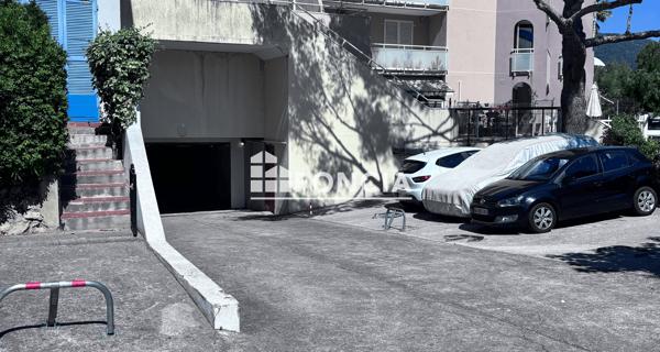 À vendre Parking 15 m² - Cavalaire-sur-mer 83240