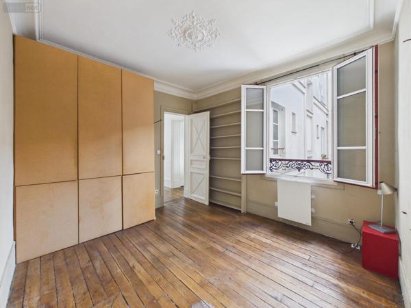 Appartement ancien à vendre à Paris 18e arrondissement à Paris (75018), ref : 75300/7   
Montmartre