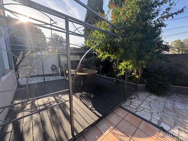 MAISON 6 PIÈCES AVEC PISCINE ET GARAGE