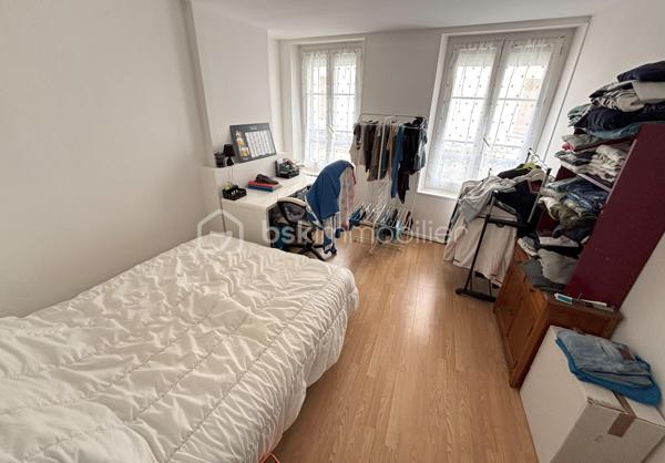 Immeuble mixte de 198 m²