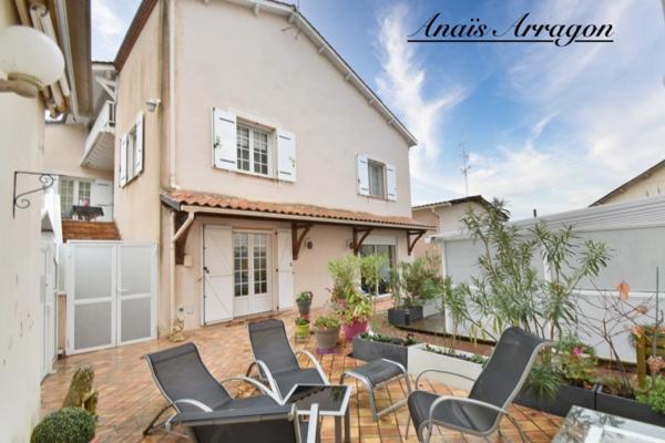 Maison à vendre 7 pièces SAINTE LIVRADE SUR LOT (47)