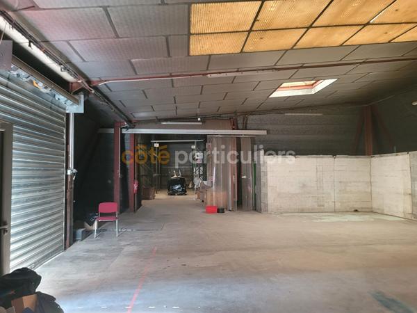 Vente
                Local d'activité1620 m² - NARBONNE (11100)
