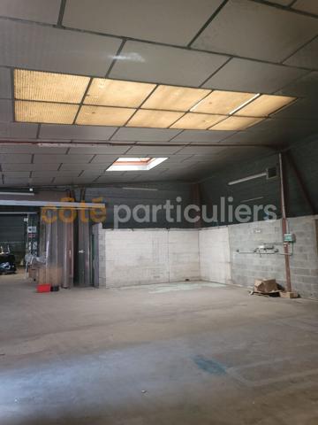 Vente
                Local d'activité1620 m² - NARBONNE (11100)