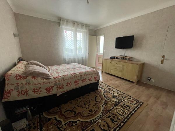 Vente Maison210 m² - 9 Pièces - EVRECY (14210)