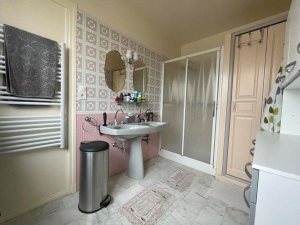 Vente Maison210 m² - 9 Pièces - EVRECY (14210)