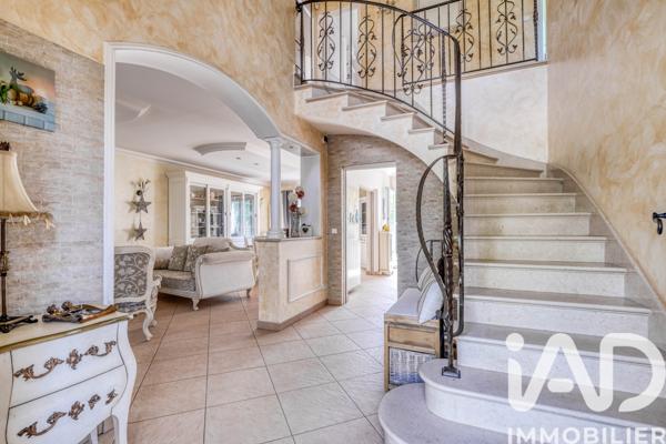 Maison à vendre 4 pièces 130 m² Ormesson-sur-Marne