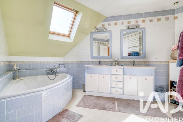 Maison à vendre 4 pièces 130 m² Ormesson-sur-Marne