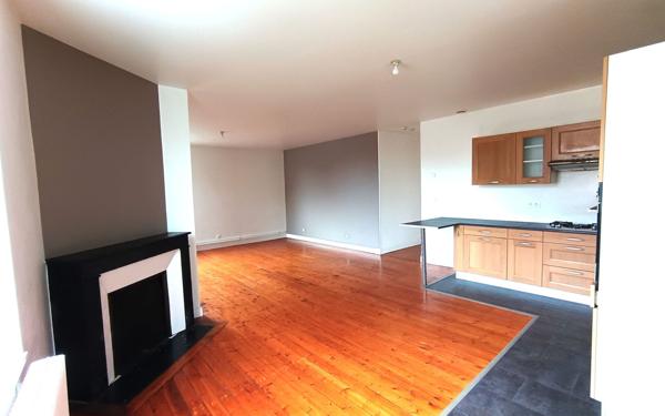 Appartement à louer    2 pièces • 75,65 m2 Reims