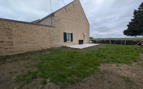 Maison à louer    3 pièces •  Aubepierre-Ozouer-le-Repos