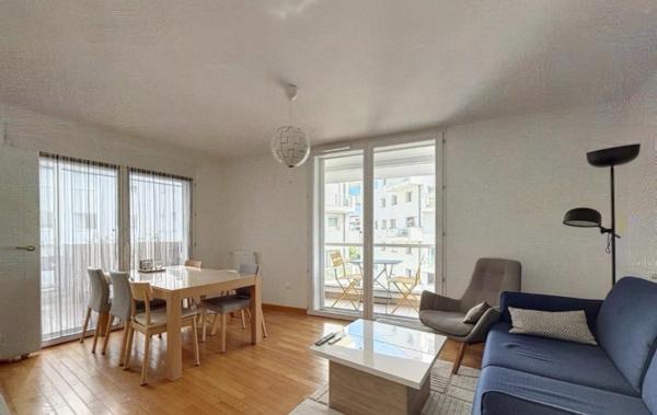 BORDS DE SEINE - T2 - 64m2 - TERRASSE
