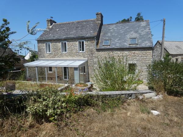Maison + Hangar