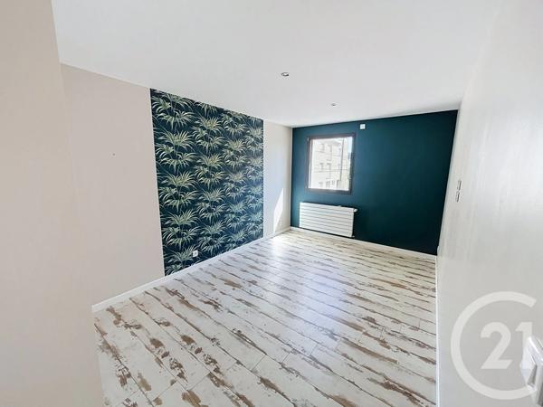Maison à vendre  9 pièces - 186 m 2   LAVAL  - 53