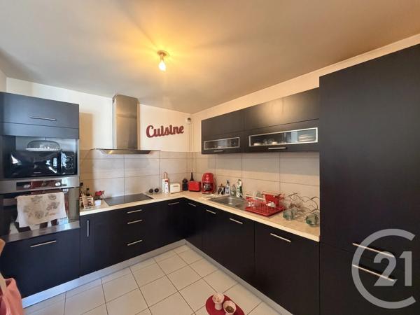 Appartement F3 à vendre  3 pièces - 68,98 m 2   CHALLANS  - 85