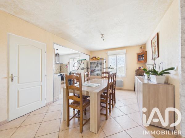 Maison à vendre 4 pièces 88 m² Villeneuve-la-Guyard