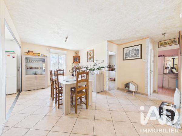 Maison à vendre 4 pièces 88 m² Villeneuve-la-Guyard