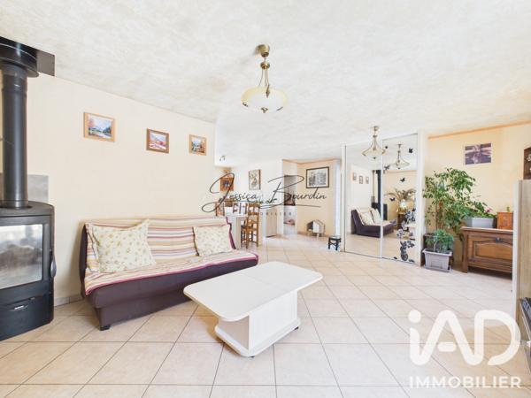 Maison à vendre 4 pièces 88 m² Villeneuve-la-Guyard