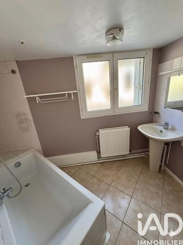 Maison à vendre 5 pièces 112 m² Saint-Bris-le-Vineux