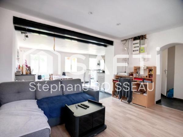 MAISON DE 4 PIECES 72800 LE LUDE