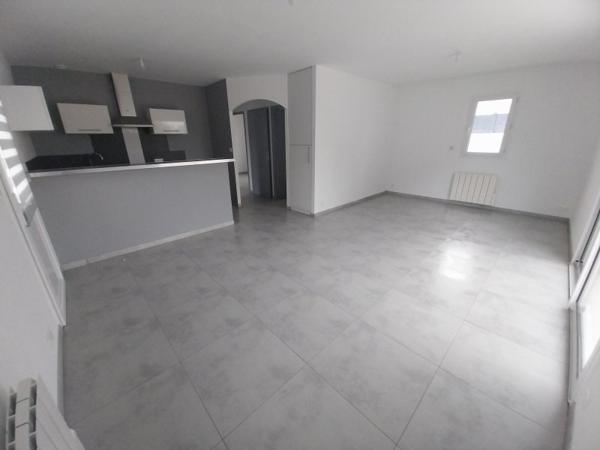 Vente / Ensemble de 2 maisons