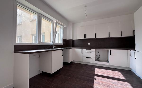 Appartement à vendre    2 pièces • 56,22 m2 Saint-Maur-des-Fossés