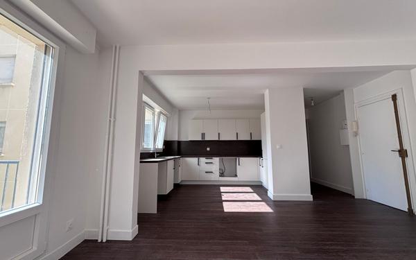 Appartement à vendre    2 pièces • 56,22 m2 Saint-Maur-des-Fossés