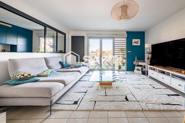 Dijon centre ville, Quartier Jouvence, appartement type 4 de 82 m2 avec terrasse, caves et garage en sous-sol