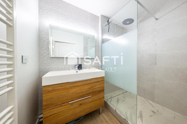 Dijon centre ville, Quartier Jouvence, appartement type 4 de 82 m2 avec terrasse, caves et garage en sous-sol