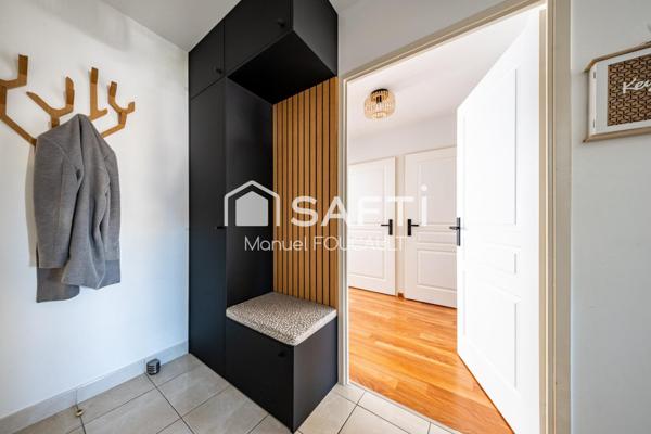 Dijon centre ville, Quartier Jouvence, appartement type 4 de 82 m2 avec terrasse, caves et garage en sous-sol