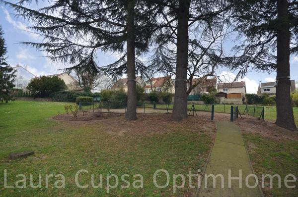 FRESNES - 3 PIECES - 61,76 m² - DERNIER ETAGE - BALCON, CAVE ET BOX