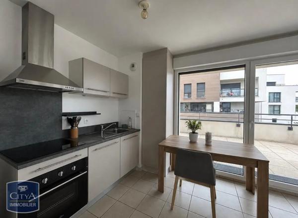Appartement à louer 2 pièces 42.3m² Chartres (28000)