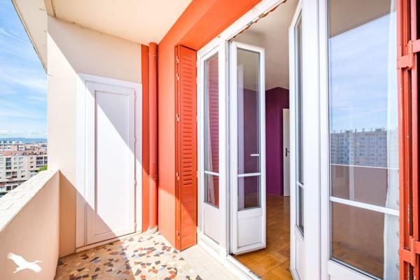 Appartement à vendre 210 400 € Villeurbanne 3 p 64 m² DPE E