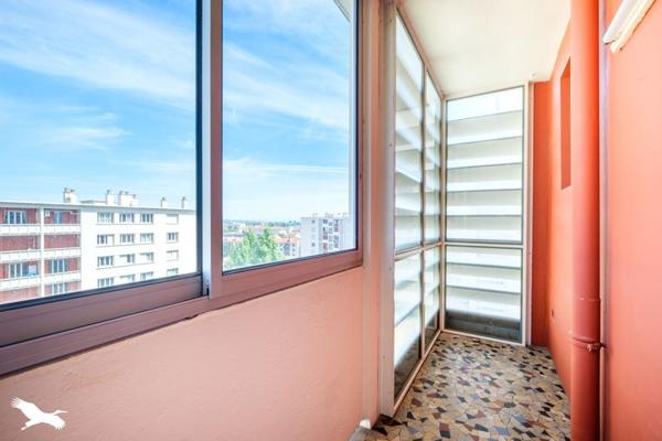 Appartement à vendre 210 400 € Villeurbanne 3 p 64 m² DPE E