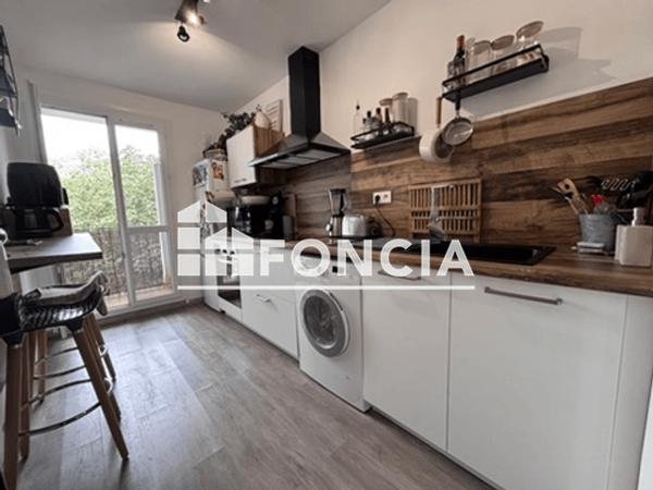 Location Appartement 3 pièces 64.3 m² - Pau 64000