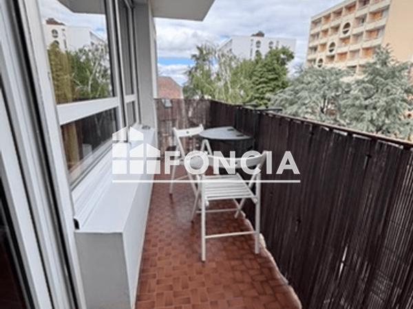 Location Appartement 3 pièces 64.3 m² - Pau 64000