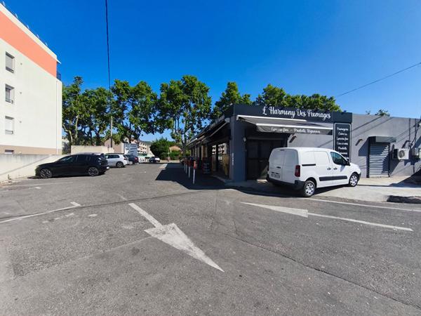 Fond de commerce 120m2 - Perussonne