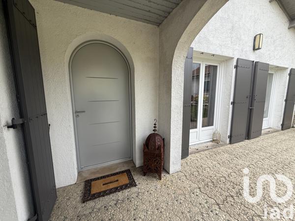 Maison à vendre 6 pièces 208 m² Cognac