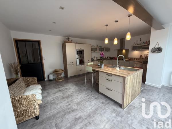 Maison à vendre 6 pièces 208 m² Cognac